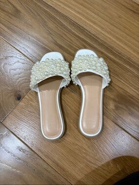 Target A New Day 7.5 Bridal Sandals Pearl-Embellished White Slides Women’s